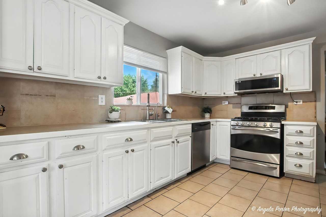 37319 N Granada Blvd - Photo 7 of 18