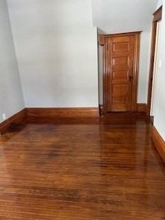 404 Gillett Ave Unit 2 #2 - Photo 4 of 15