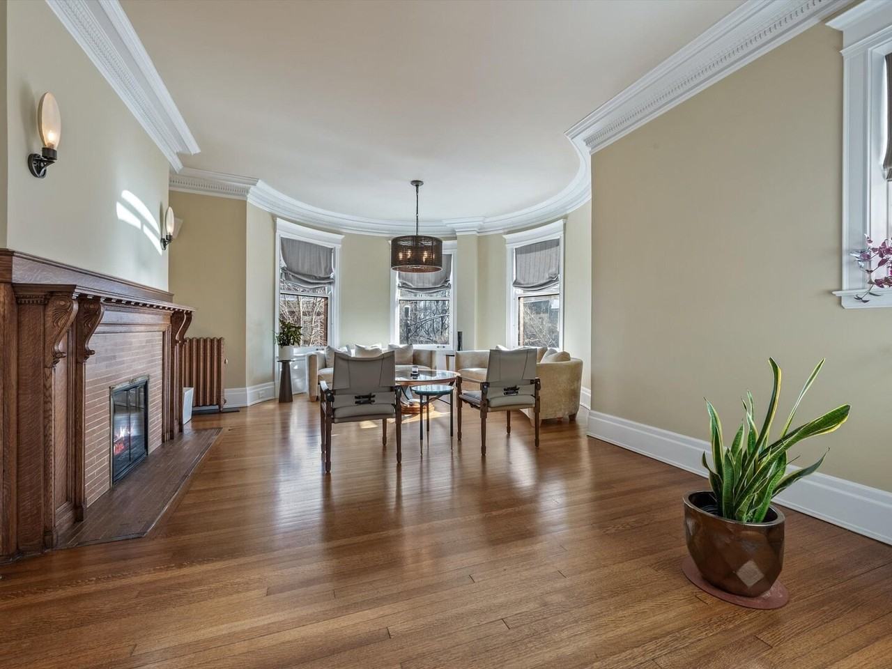 1210 N Astor St Apt 3a #3A - Photo 5 of 36