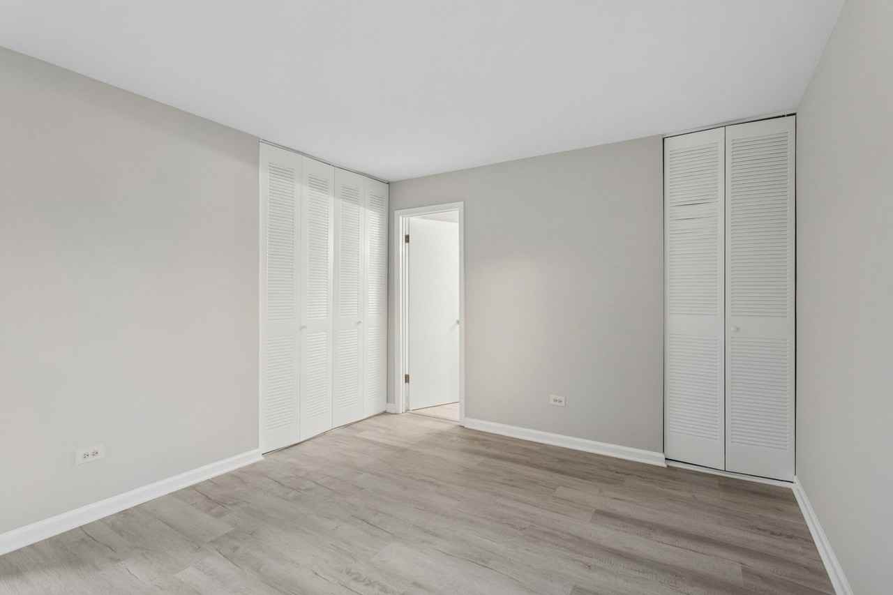 6185 Pinewood Ct Apt 202 #202 - Photo 7 of 20