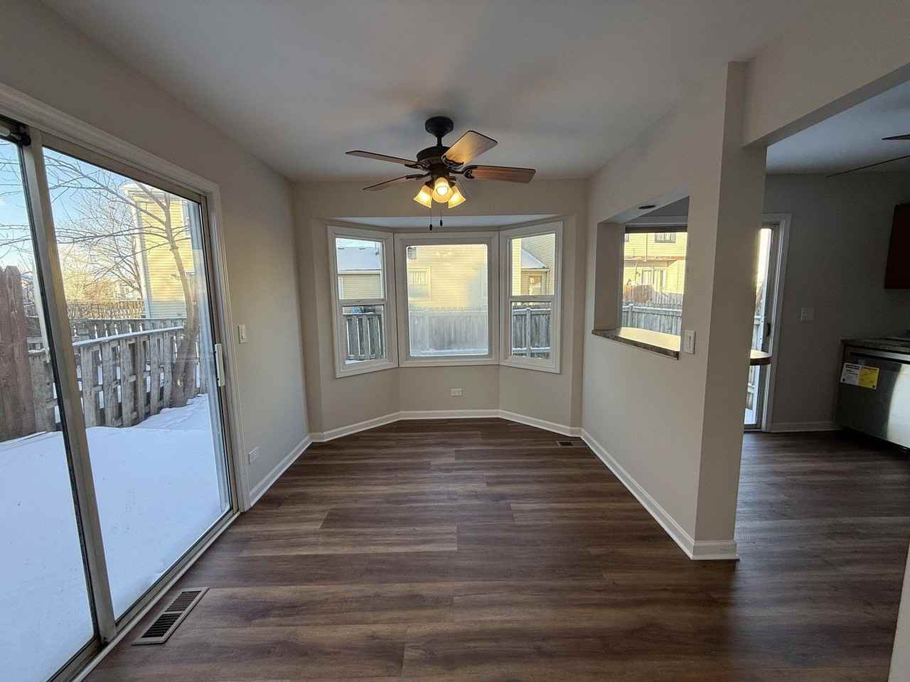 1333 Petersburg Ct - Photo 5 of 16