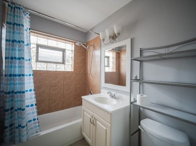 6450 S New England Ave Apt 3b #3B - Photo 7 of 9