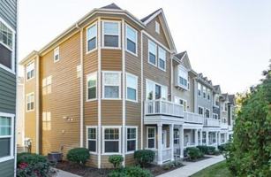 featured image of 76 Lakeview Pl