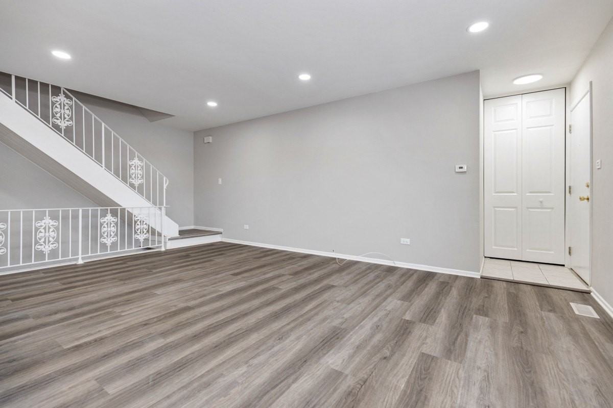 262 Inverrary Ln - Photo 5 of 26