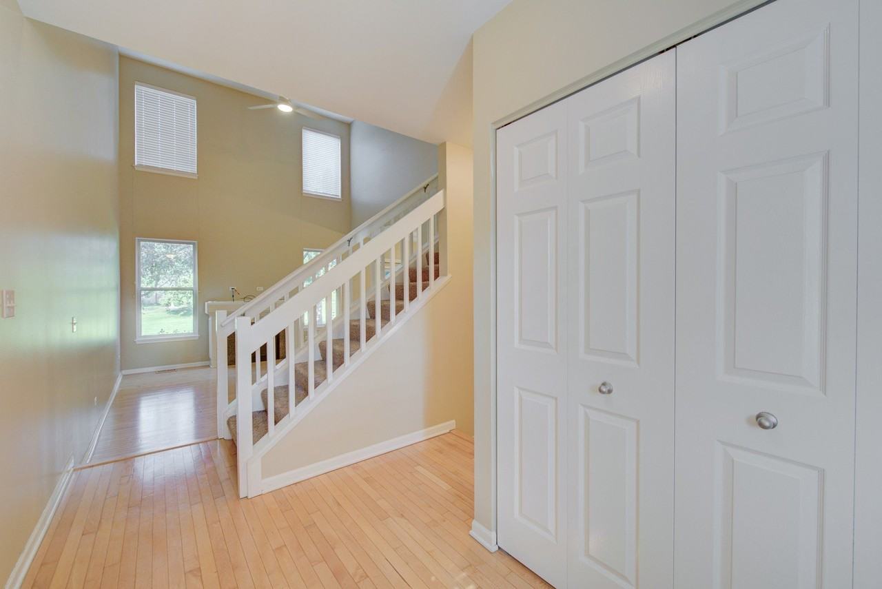 880 Countryfield Ln - Photo 3 of 22