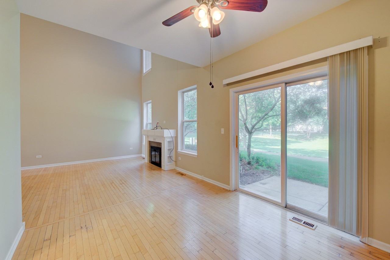 880 Countryfield Ln - Photo 6 of 22