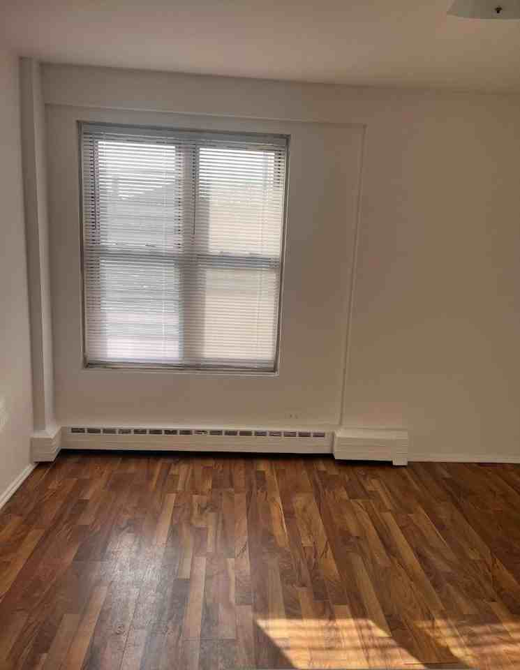 2630 W Berwyn Ave Apt 212 #212 - Photo 5 of 6