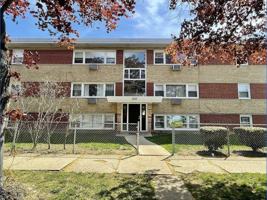 featured image of 6157 W Montrose Ave Apt Gs #GS