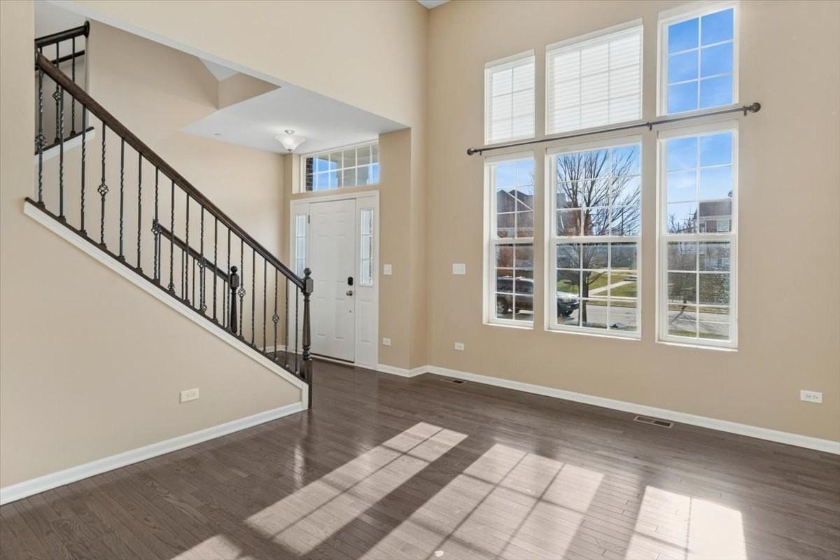 2942 Madison Dr - Photo 2 of 23