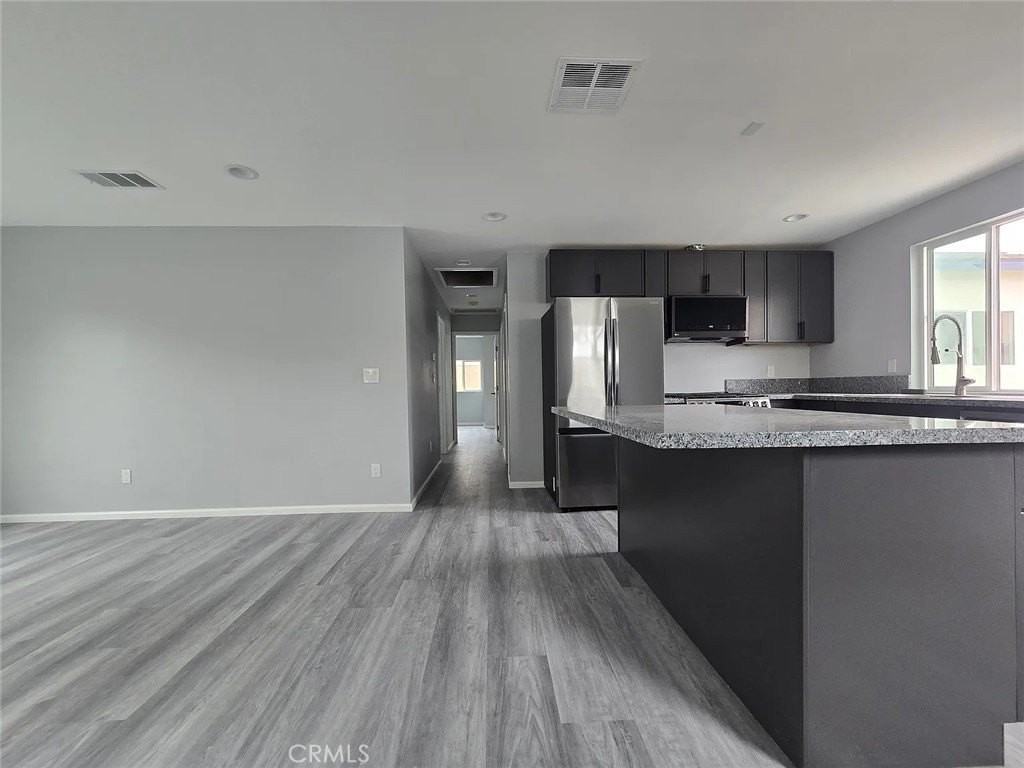 3608 W 116th 1/2 - Photo 2 of 16