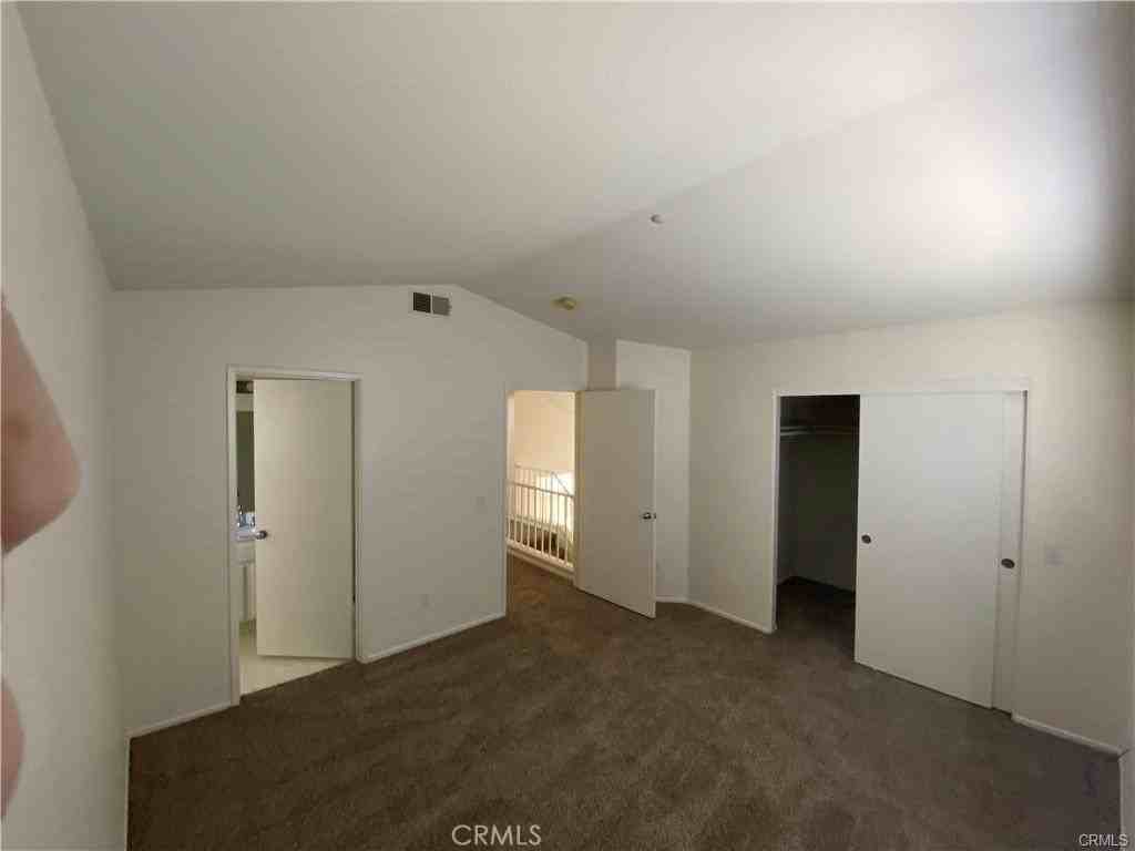 9924 Waterfall Cir - Photo 7 of 8