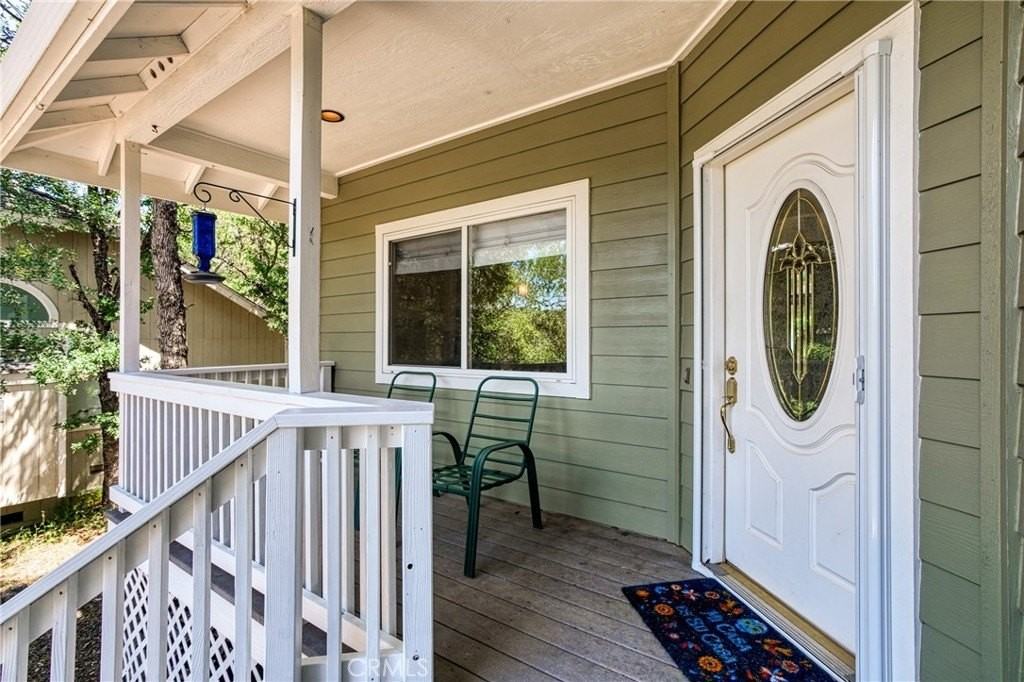 19220 Deer Hill Rd - Photo 3 of 41