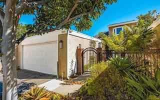 featured image of 33586 Circula Corona