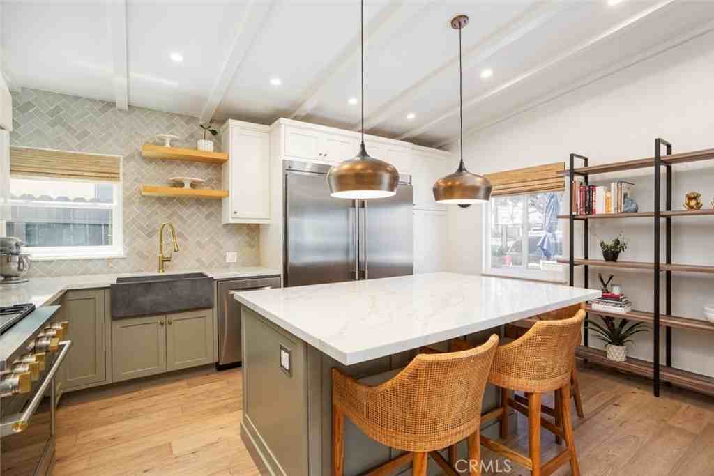 3608 Park Ln - Photo 4 of 18