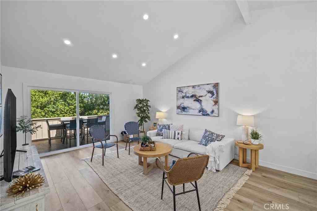 3519 Paseo Flamenco - Photo 4 of 50