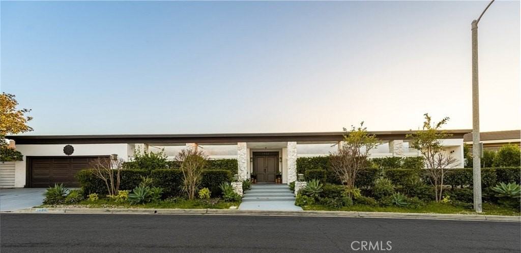 1602 Kimberwick Dr - Photo 3 of 35