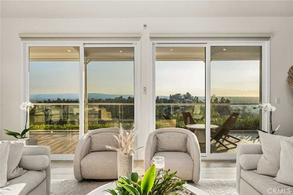 1602 Kimberwick Dr - Photo 6 of 35