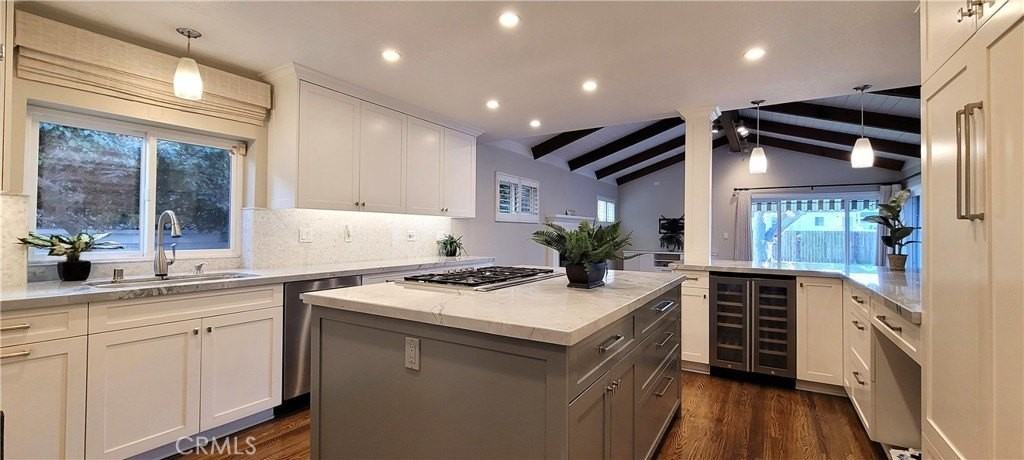 1320 21st St - Photo 5 of 20