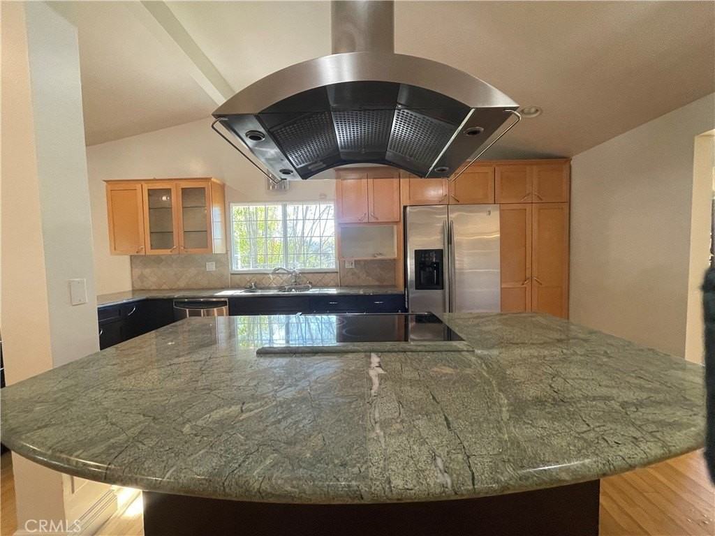 5700 Kelvin Ave - Photo 7 of 28