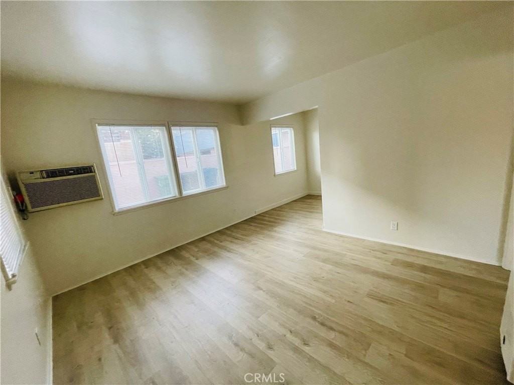 731 S Almansor St - Photo 5 of 11