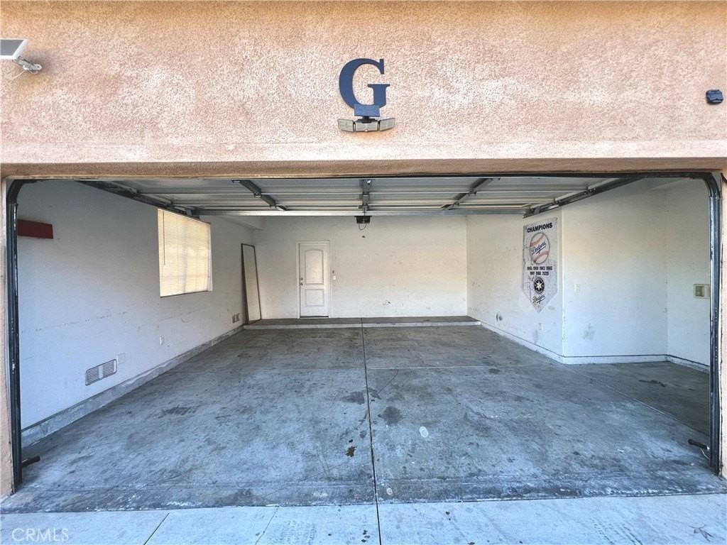 1672 E Harvard Pl #G