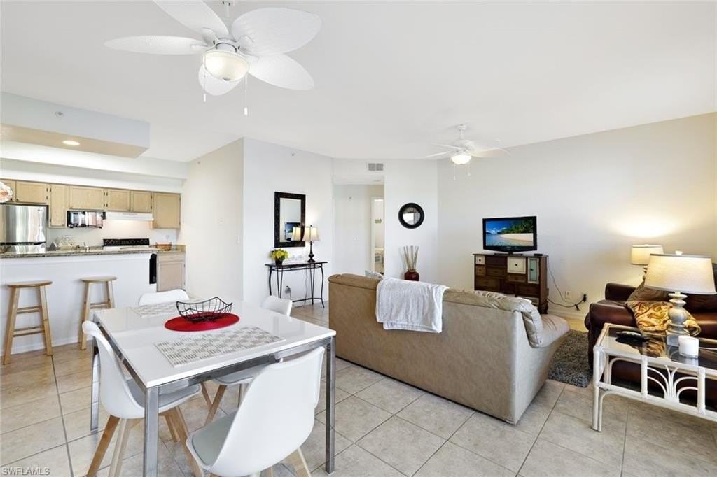 4610 Saint Croix Ln Apt 1027 #1027 - Photo 7 of 22