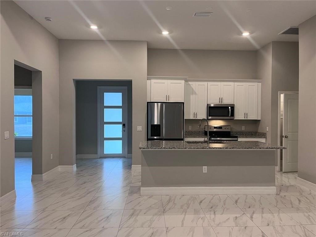 538 Oakfield Ave - Photo 2 of 19