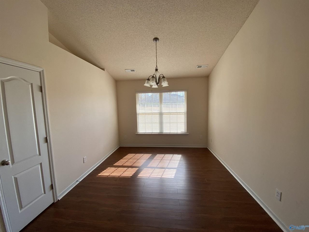 131 Shadow Ct Sw - Photo 7 of 15