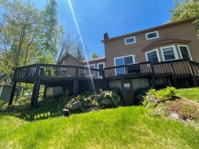 11 Watkins Ave - Photo 3 of 17