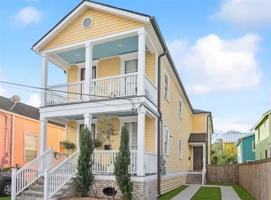 featured image of 1234 Louisa St