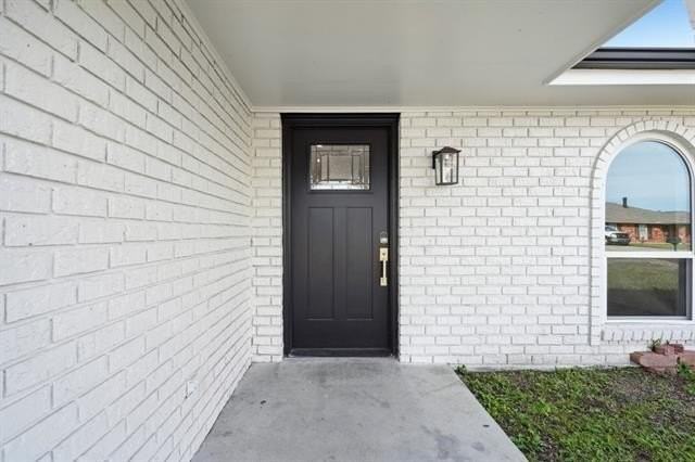 421 Pellerin Dr - Photo 3 of 21