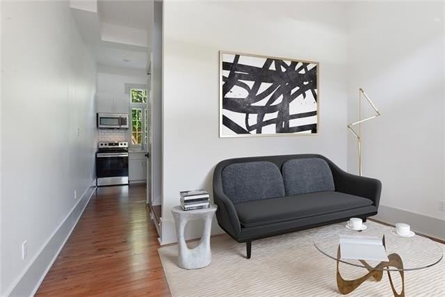 1414 Magazine St #7 - Photo 5 of 15