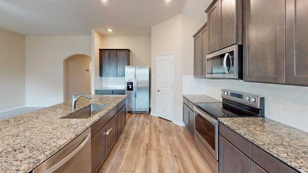 1715 Cotton Blossom Ln - Photo 2 of 25