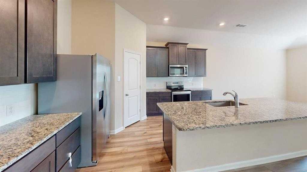 1715 Cotton Blossom Ln - Photo 3 of 25