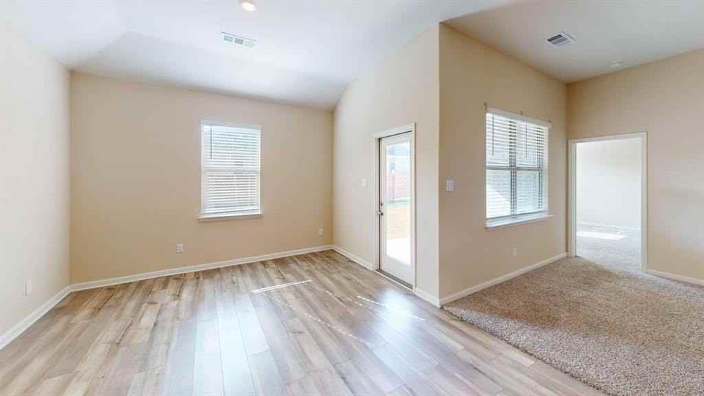 1715 Cotton Blossom Ln - Photo 5 of 25