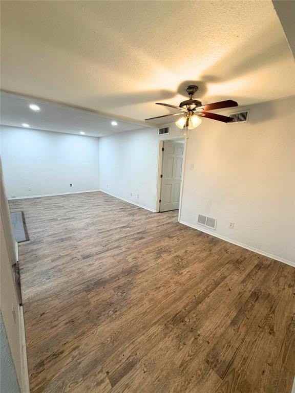 2803 Rio Branco St #201 - Photo 5 of 17