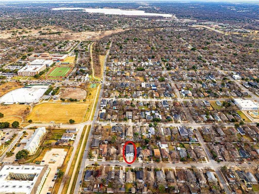 416 Grandview Ave - Photo 3 of 28