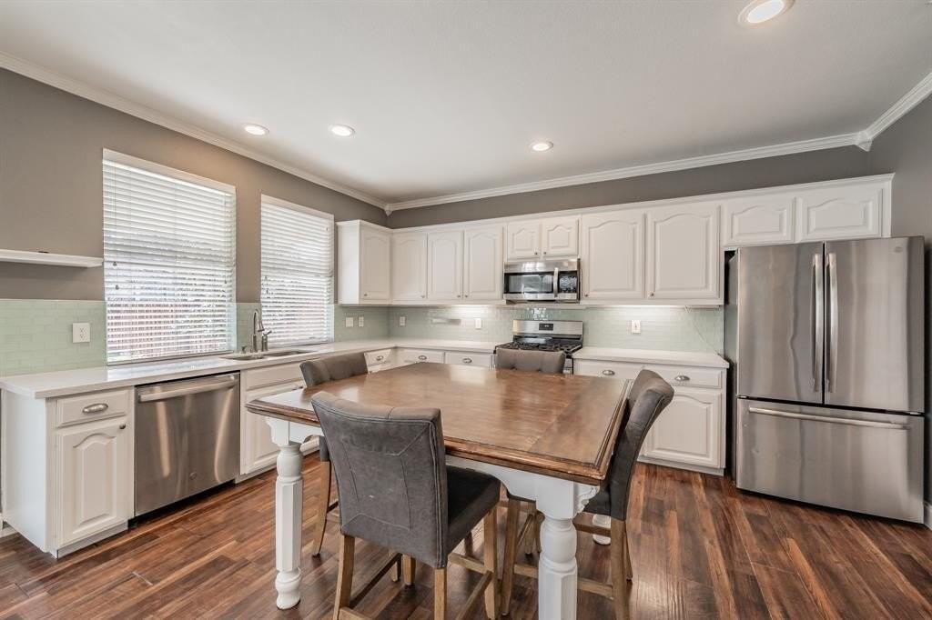 4648 Prickly Pear Dr - Photo 7 of 34