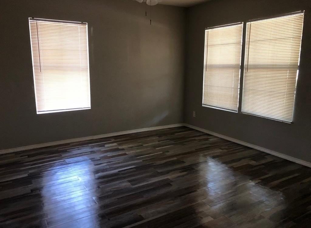 731 E Lowden St - Photo 6 of 6