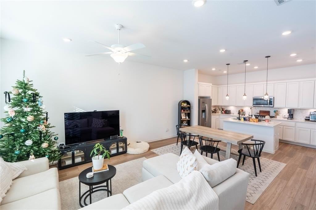 1064 Keene Ridge Dr - Photo 7 of 24