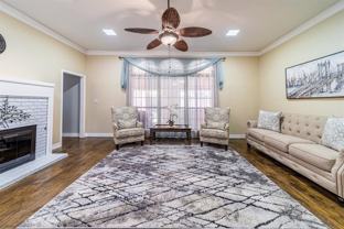 3305 Eisenhower Ln - Photo 1 of 1