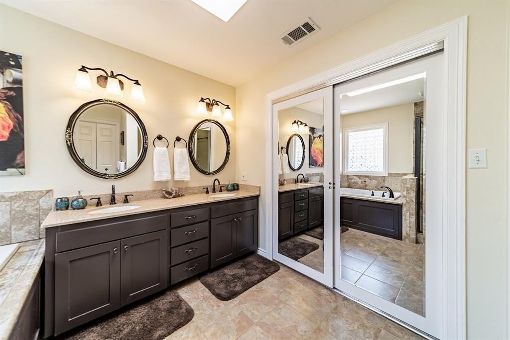 3305 Eisenhower Ln - Photo 7 of 23