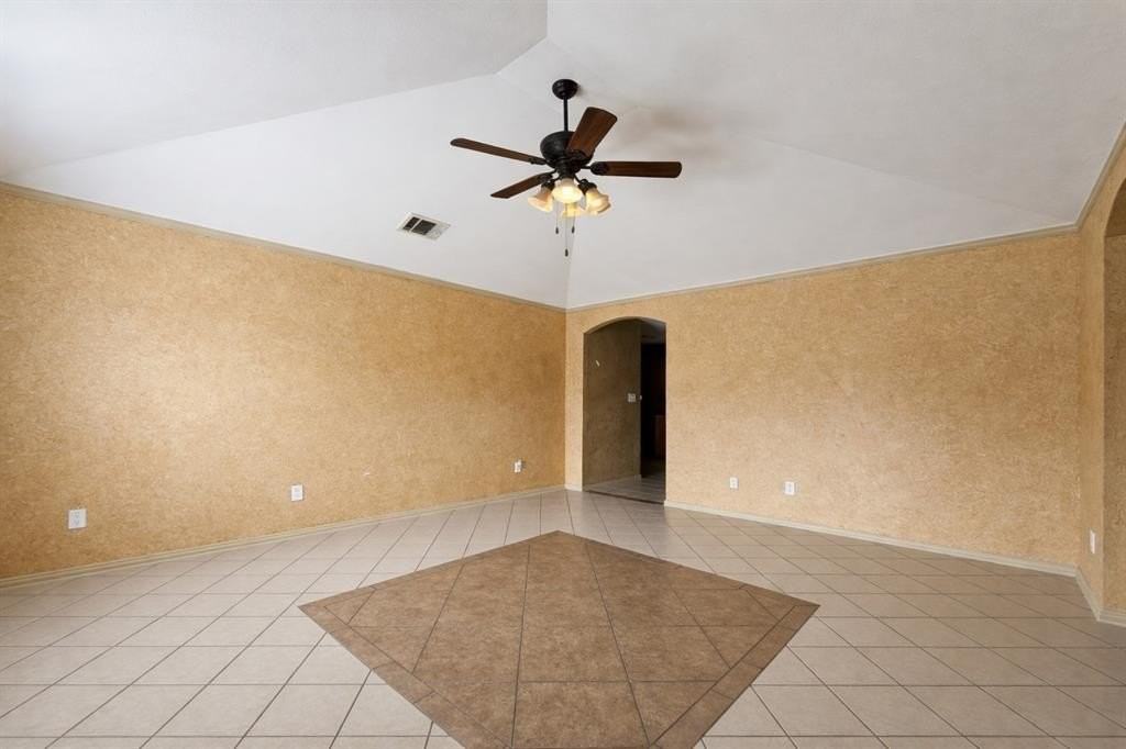 5044 La Paloma Dr - Photo 4 of 15