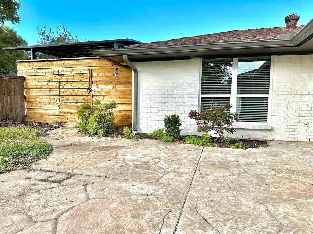 2345 Monticello Cir - Photo 7 of 40