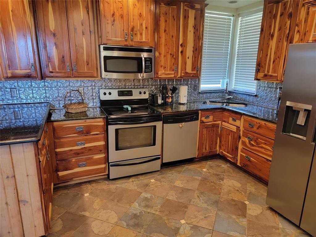 2770 1125B - Photo 7 of 22