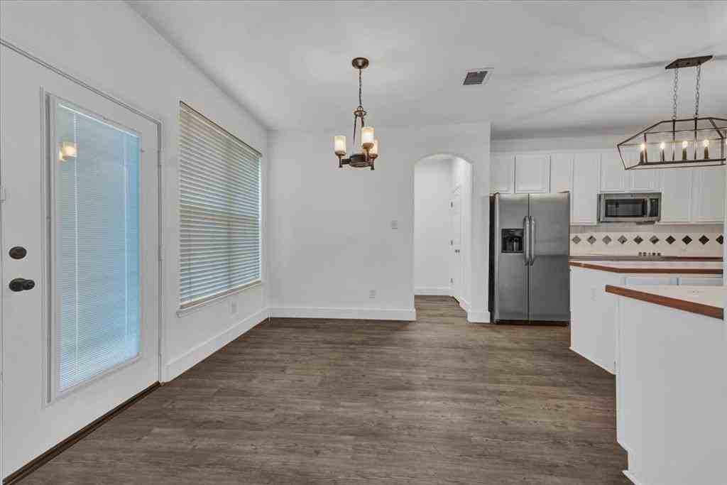 3500 San Patricio Dr - Photo 6 of 38