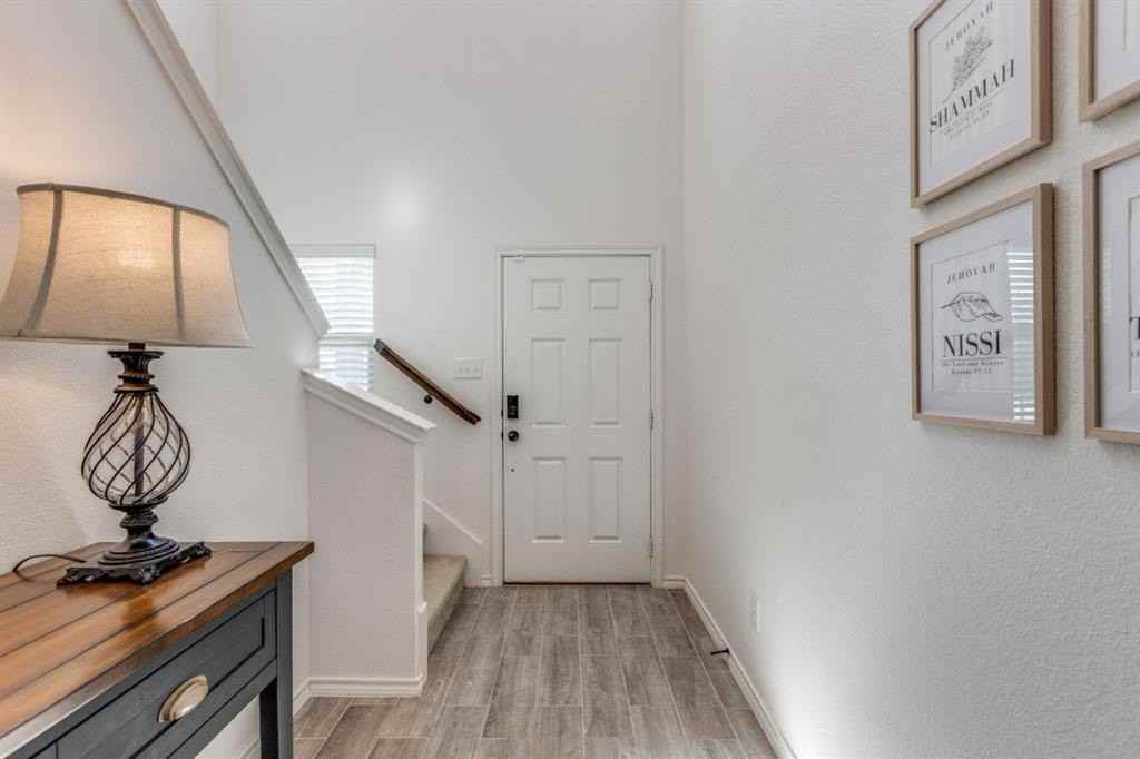 617 Presidio St - Photo 3 of 25