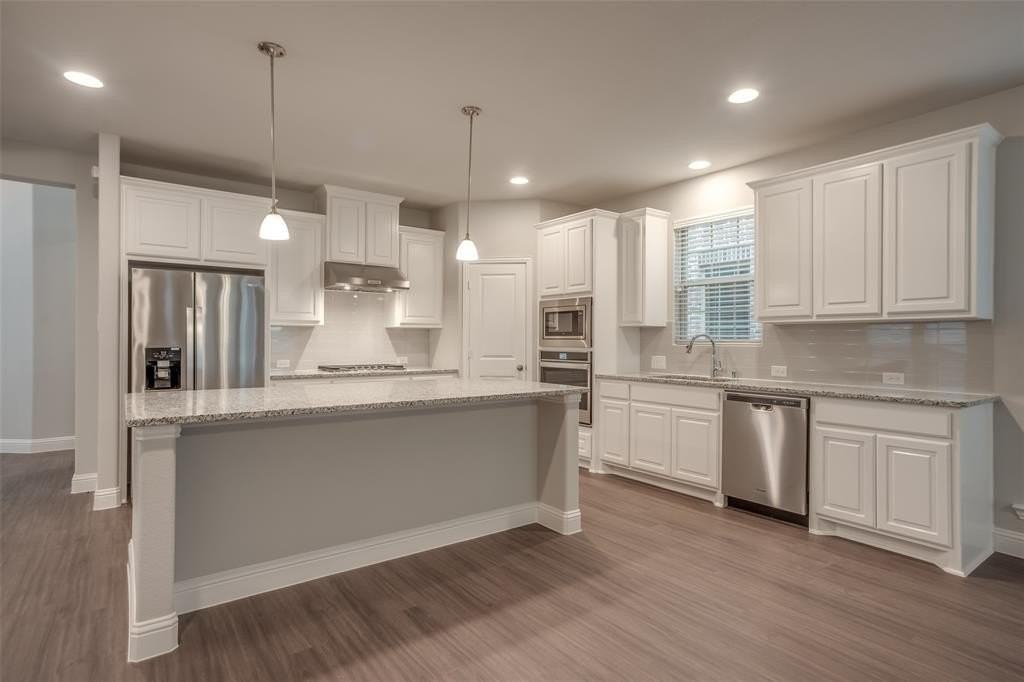 3317 Damsel Sauvage Ln - Photo 6 of 22