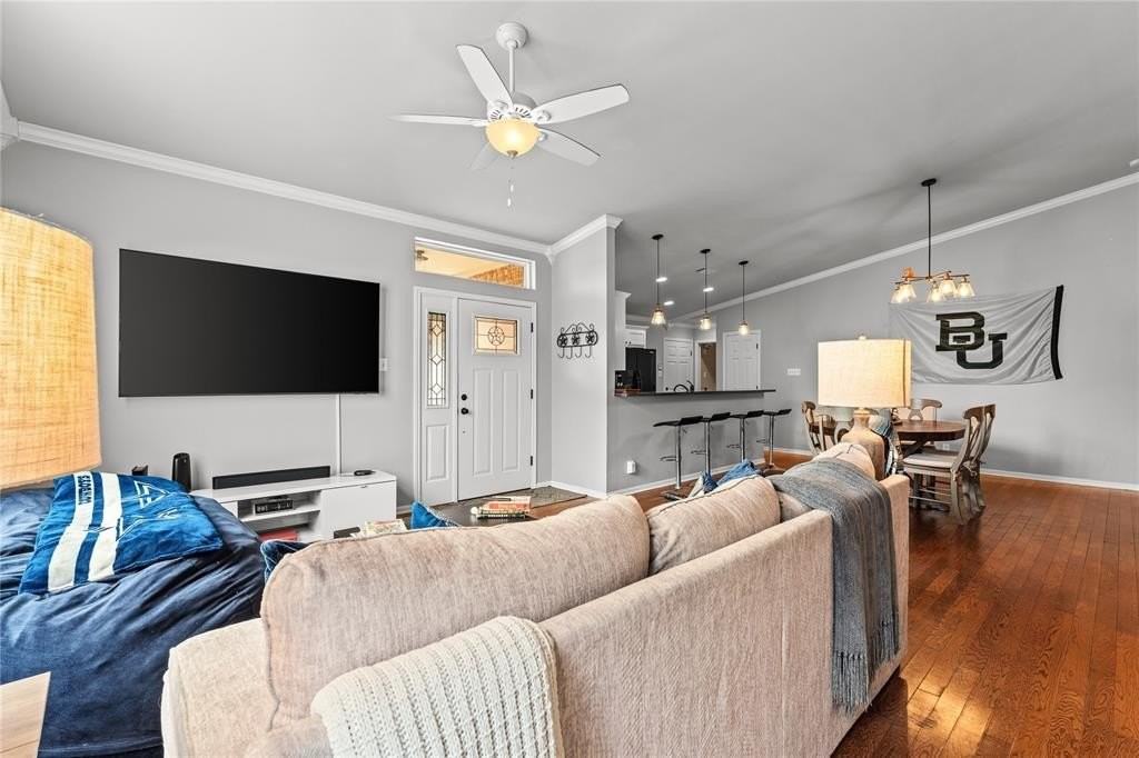 328 Wagon Wheel Cir - Photo 6 of 28