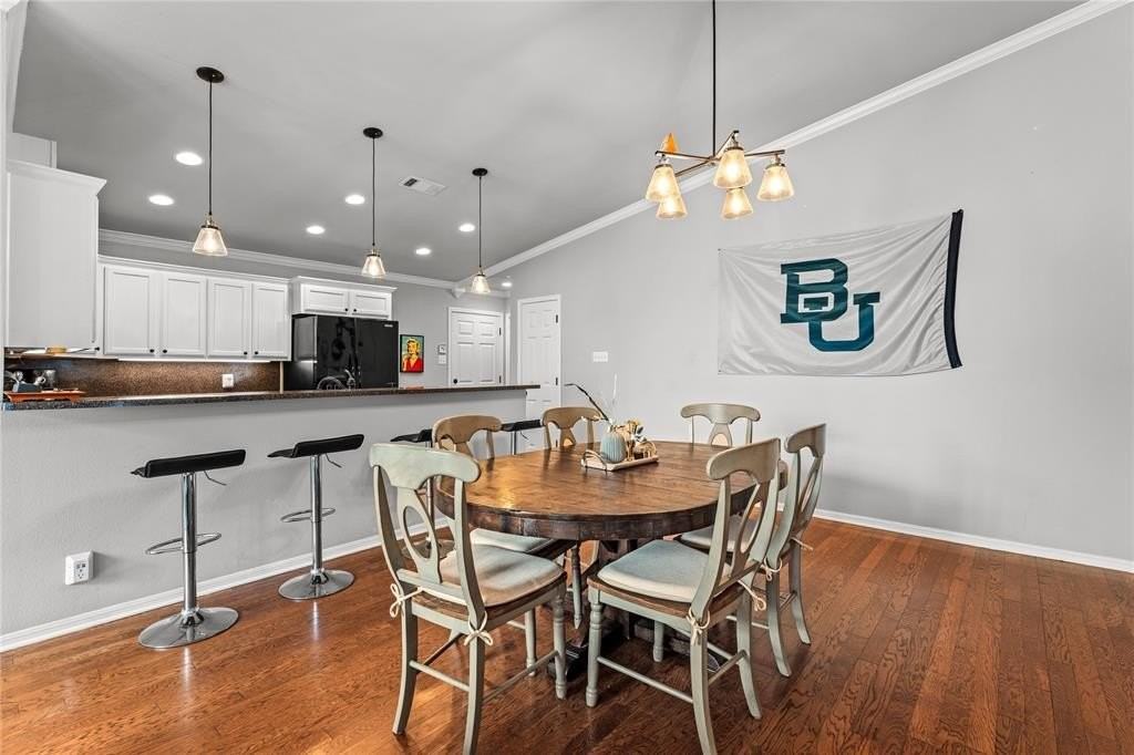 328 Wagon Wheel Cir - Photo 7 of 28